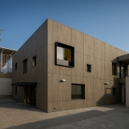 Apdares plāksnes CROWN EXTERIOR COMPACT WOODGRAIN CANYON MONUMENT OAK 642