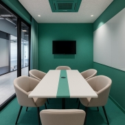 Akustikais segums SLALOM PETFELT Water green 2 4.5mm Pašlīmējošs ruļļa platums 143cm