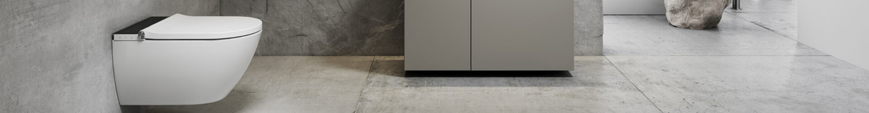 Pie&#x20;sienas&#x20;stiprin&#x0101;mie&#x20;tualetes&#x20;podi